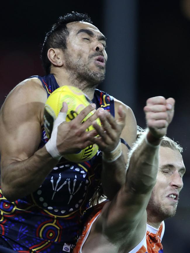 Eddie Betts marks over Nick Haynes. Picture: Sarah Reed