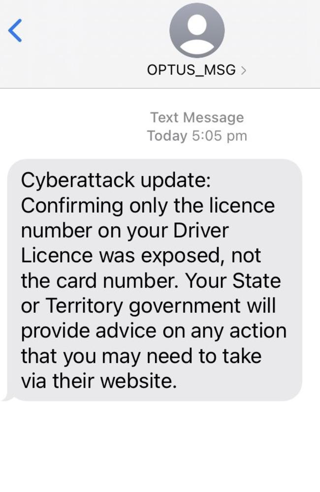 A text message sent to Optus customers on Sunday October 2, 2022. Picture: Twitter