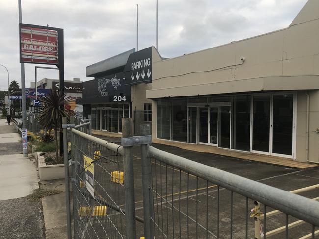 The empty Barbeques Galore on Condamine St, Balgowlah on Monday. Picture: Jim O'Rourke