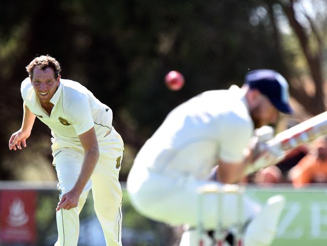 MPCA Provincial Grand Final: Baxter v Mt Eliza.Baxter's Joe Rule ducks a Shaun Knott (Mt Eliza) delivery.Picture: Jason SammonSaturday 25 March 2017