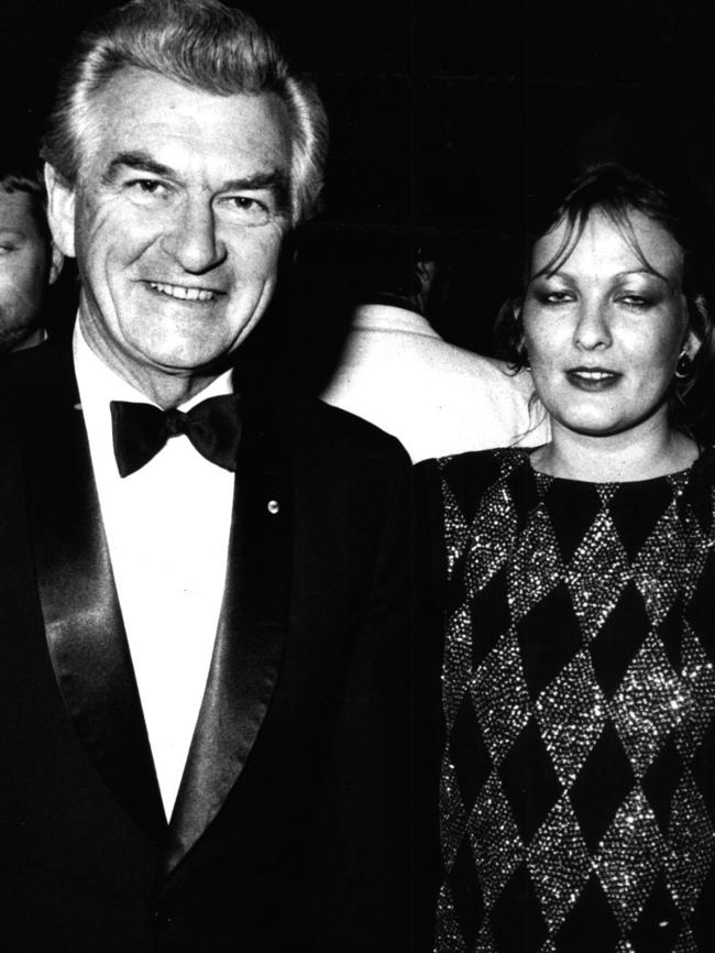 Prime Minister Bob Hawke with daughter Rosslyn Dillon in 1985.