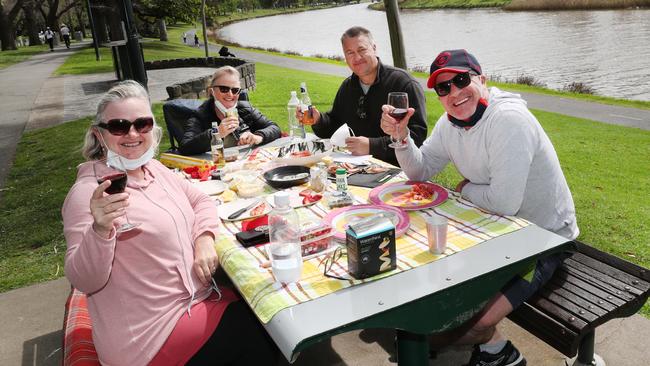 Virus experts have thrown their support behind picnics (such as this one in 2020) when the state hits its 70 per cent vaccination target. Picture: NCA NewsWire