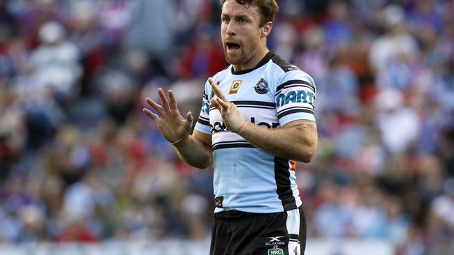 Cronulla’s James Maloney is no longer a done deal at the Panthers.