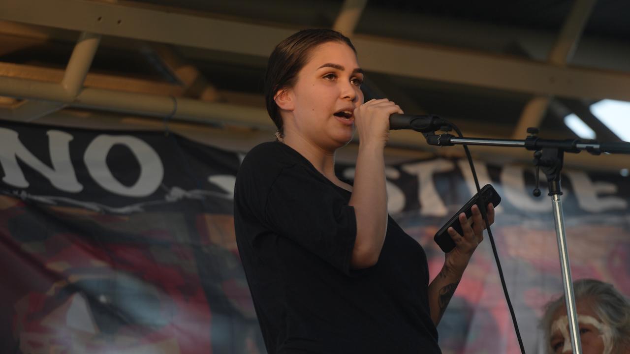 Mother of two Sharna Alley speaks at the #JusticeforCassius vigil. Picture: (A)manda Parkinson