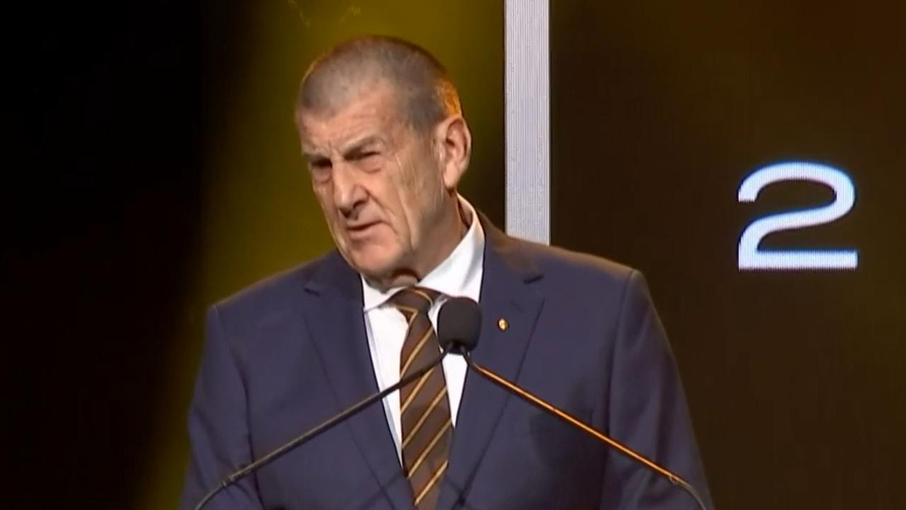 Jeff Kennett speaking at the club’s B&amp;F night.