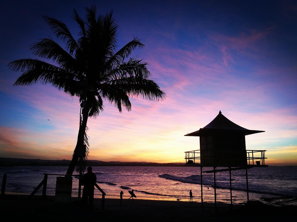 Sunset over Snappers. Picture: Robert Edmondson 