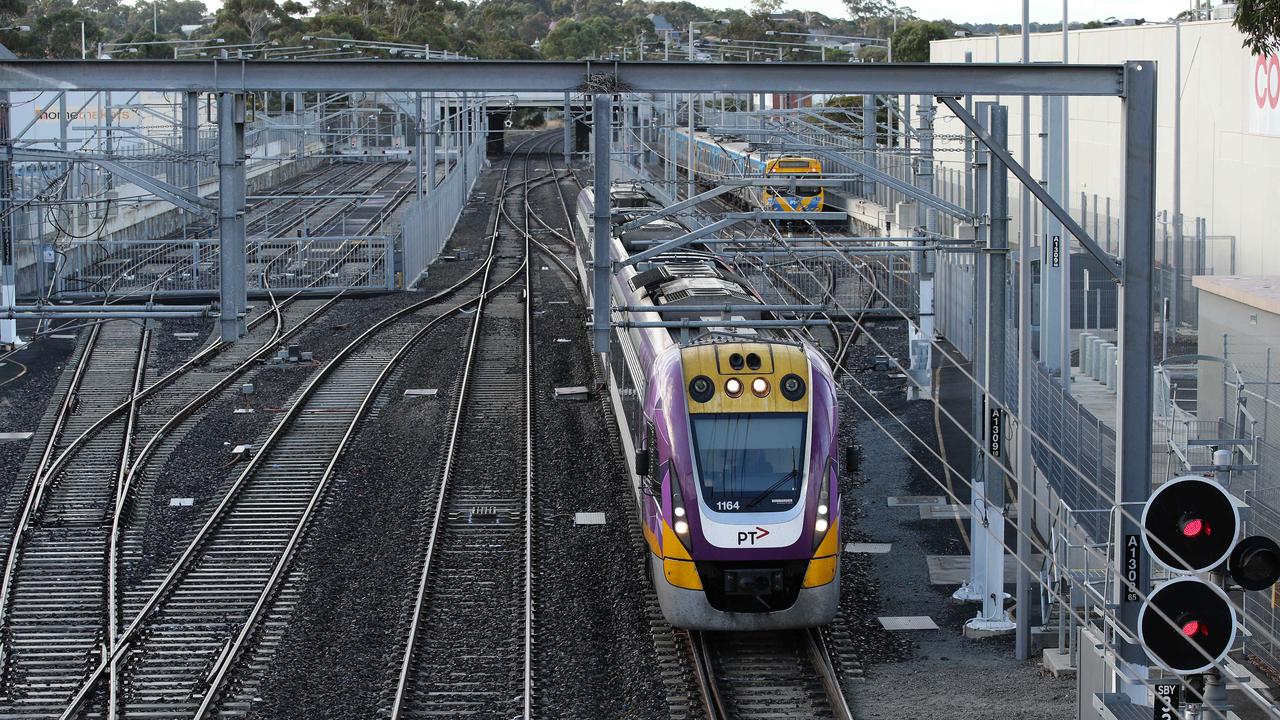 Sunbury line V/Line trains suspended after Footscray station incident ...