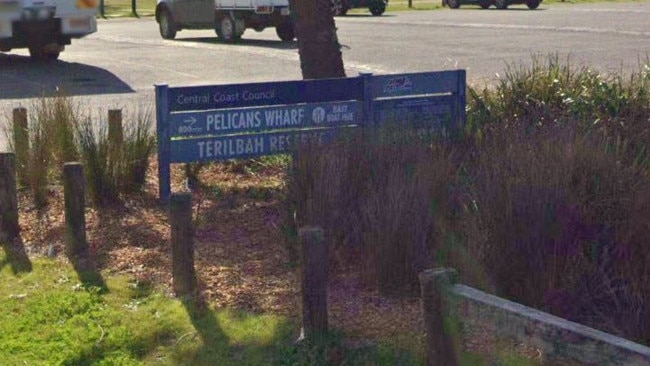 Pelicans Wharf, The Entrance North. Car park. Terilbah Reserve