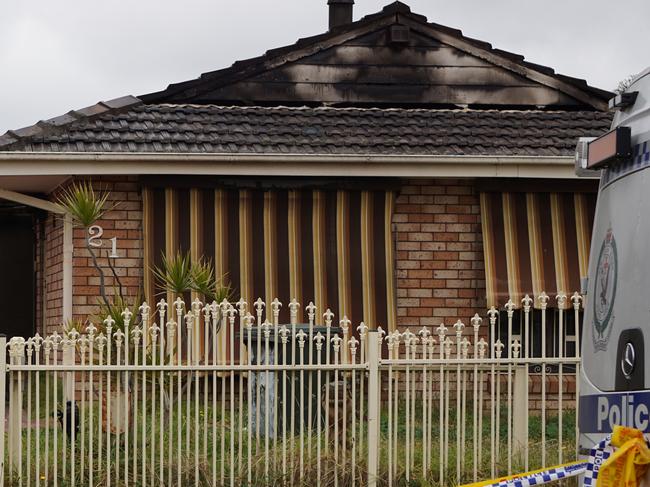 A fire led to the death of an unidentified person at a home on Merinda Pl, Bonnyrigg. Picture: Tony Ibrahim