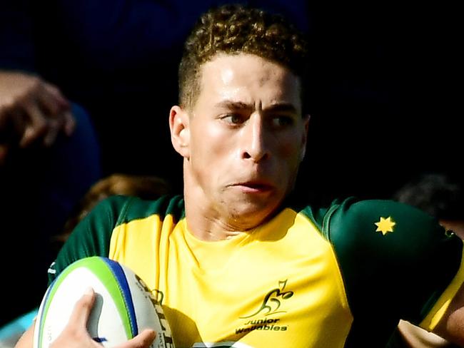 SANTA FE, ARGENTINA - JUNE 04:  Mark Nawaqanitawase of Australia U20 runs with the ball during a first round match between Australia U20 and Italy U20 as part of World Rugby U20 Championship 2019 at Club de Rugby Ateneo Inmaculada on June 4, 2019 in Santa Fe, Argentina. (Photo by Amilcar Orfali/Getty Images)