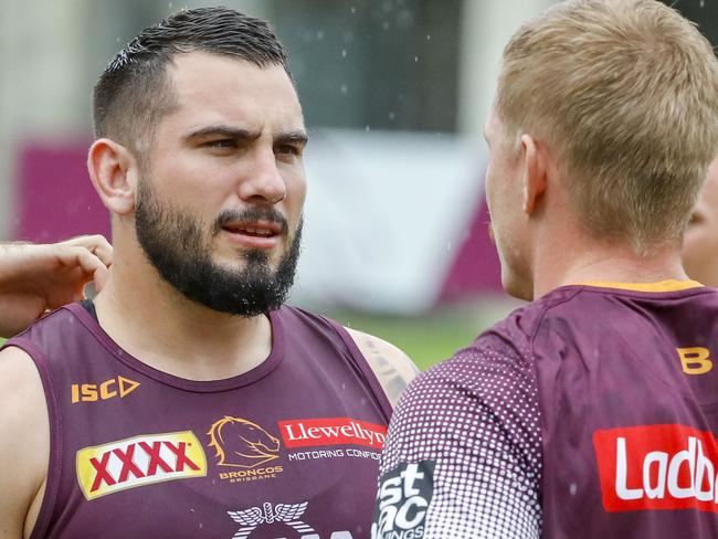 Brisbane Broncos player Jack Bird (second left) is seen during a team training session in Red Hill, Brisbane, Thursday, November 8, 2018. (AAP Image/Glenn Hunt) NO ARCHIVING