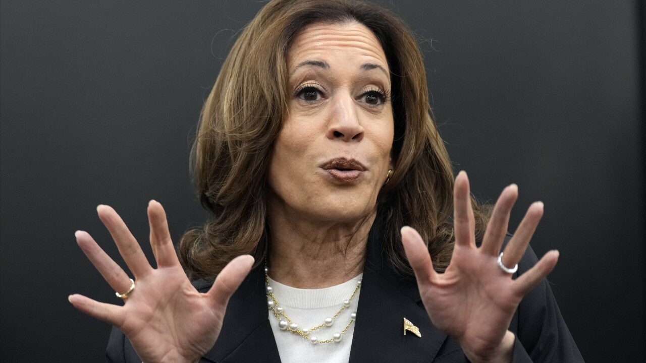 Kamala Harris ‘not good’ at thinking on her feet