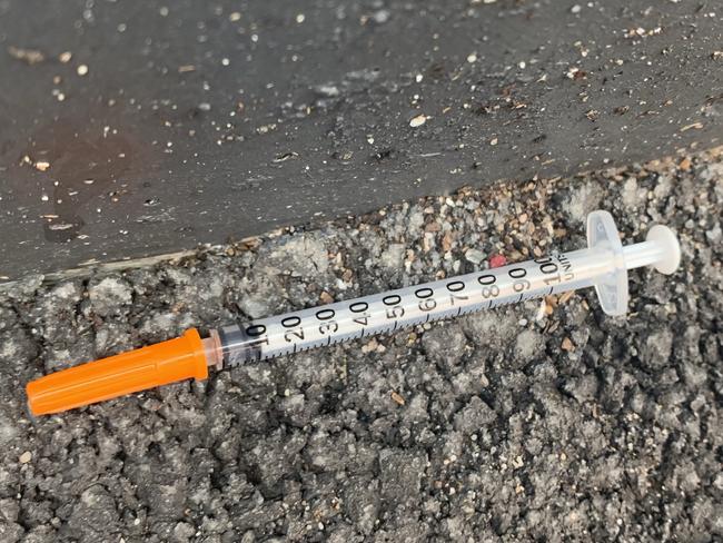 Discarded needle found in a Richmond laneway on 14/05/2019. Picture taken by reporter Monique Hore