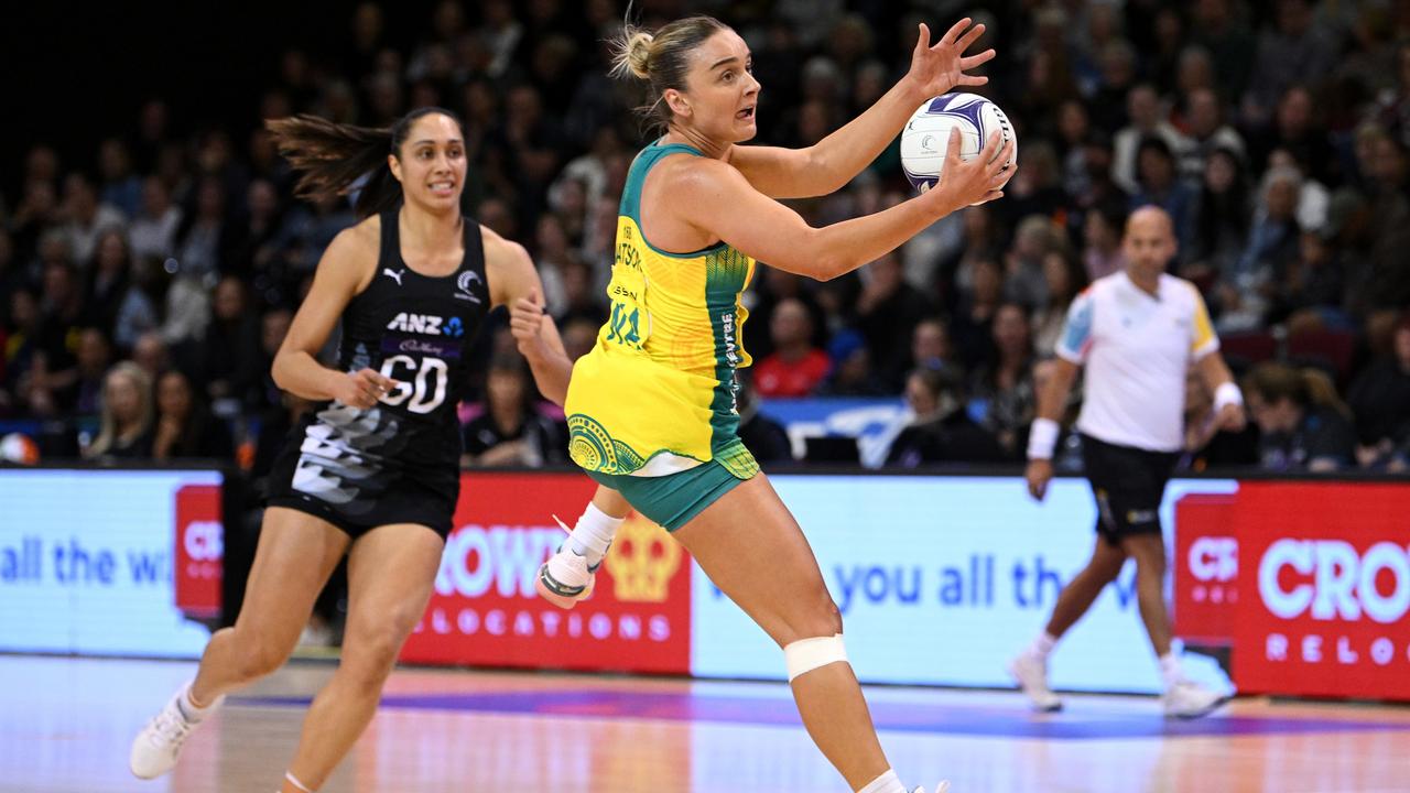 The Diamonds are locked in a battle with the Silver Ferns. Photo: Getty Images