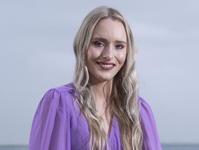 SOUTHERN COURIER/AAP. Journalist Eliza Barr photographed today 7TH June 2019. Eliza reports in the Sutherland Shire area and is seen at Cronulla beach. (AAP/Image Matthew Vasilescu