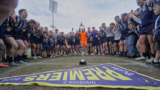 Edithvale-Aspendale celebrate their premiership victory. Picture: Valeriu Campan