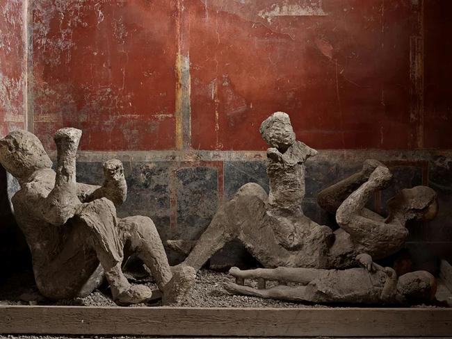 Group of casts from the House of the Golden Bracelet. Casts no. 50-51-52, date of creation 1974.© courtesy of Archaeological Park of Pompeii