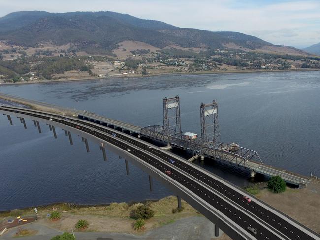 A concept drawing of a new Bridgewater bridge. Funding will be allocated for the project in today’s State Budget. Picture: SUPPLIED