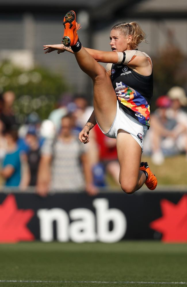 2019: Tayla Harris’ kicking for goal during a match with the Western Bulldogs should have just been another great sporting shot. By Harris was trolled over the picture and fought back, redefining the conversation around sports, social media and women. Picture: Michael Willson/AFL Media