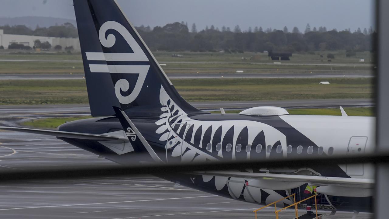 Air New Zealand flight NZ207 bound for Brisbane cancelled after bird strike in Christchurch