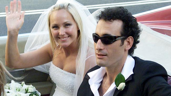 Wedding of Aust water polo player Liz Weekes with rower Rob Scott 20 Jan 2001.