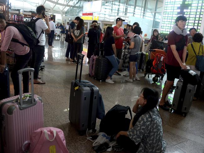 Bali Volcano: Stranded Australian Tourists Look Set To Get Home After ...