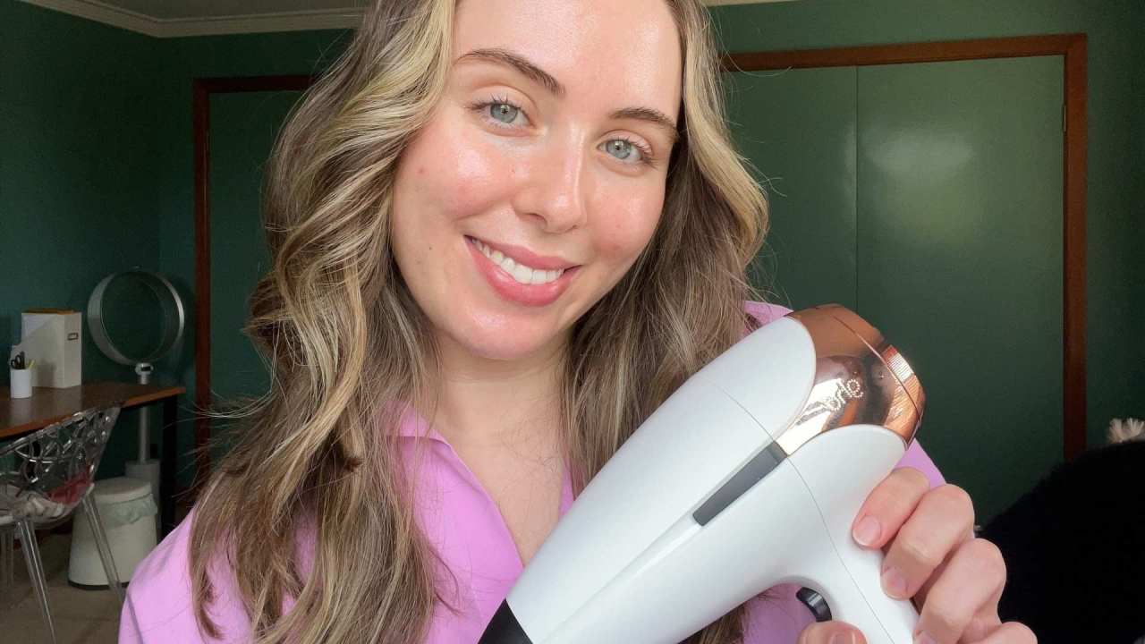 We try the ghd Helios Professional Hair Dryer.