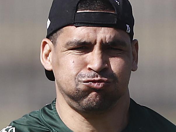 SYDNEY, AUSTRALIA - OCTOBER 14: Cody Walker of the Rabbitohs trains during a South Sydney Rabbitohs NRL training session at Redfern Oval on October 14, 2020 in Sydney, Australia. (Photo by Ryan Pierse/Getty Images)