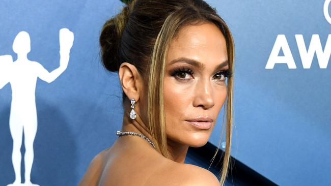 LOS ANGELES, CALIFORNIA - JANUARY 19: Jennifer Lopez attends the 26th Annual Screen Actors Guild Awards at The Shrine Auditorium on January 19, 2020 in Los Angeles, California.   Jon Kopaloff/Getty Images/AFP == FOR NEWSPAPERS, INTERNET, TELCOS & TELEVISION USE ONLY ==