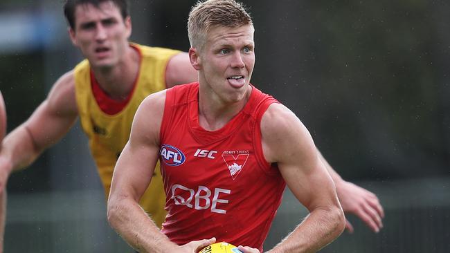 Dan Hannebery normally runs amok against teams outside the eight. Picture: Phil Hillyard