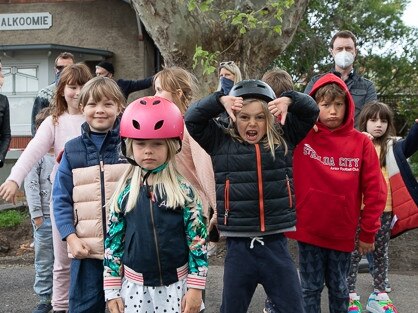 Ilrymple Ave residents are devastated Port Phillip Council has torn down the 30-year-old treehouse without warning.