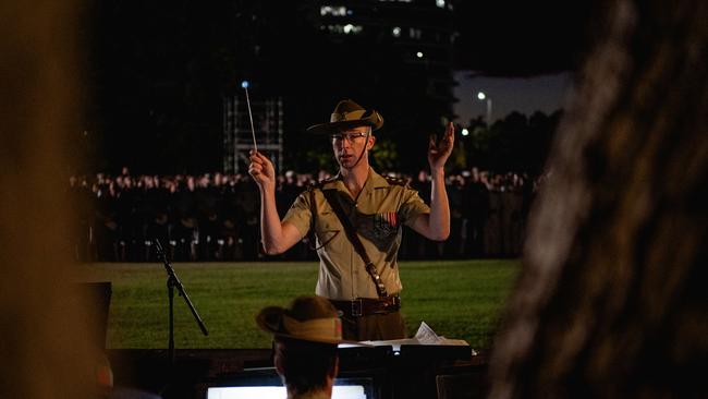 109 years after the Gallipoli landings, Territorians gather in Darwin City to reflect on Anzac Day. Picture: Pema Tamang Pakhrin