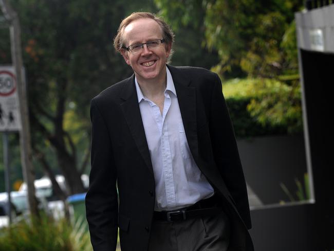 Mosman councillor Tom Sherlock is leading the push for more children travelling to school by foot, bike or scooter.