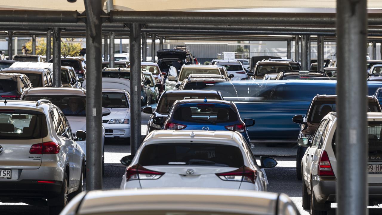 Cars parked in a suburban shopping centre, Clifford Gardens Toowoomba, Friday, June 14, 2024. Picture: Kevin Farmer