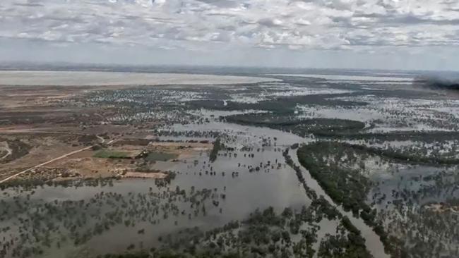 Lake Menindee now in flood. Picture: Michael Tregear/Twitter