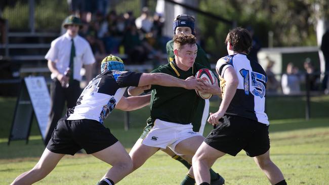 Villa no. 11 Oscar Donoghue with the ball at the AIC First XV rugby match between Villanova College and Iona College, Wynnum, Saturday August 29, 2020. (Image Sarah Marshall)