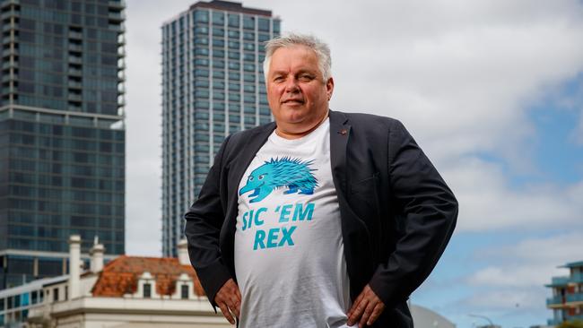 SA Senator Rex Patrick pictured around the East End of Adelaide on December 4, 2021. Picture Matt Turner.