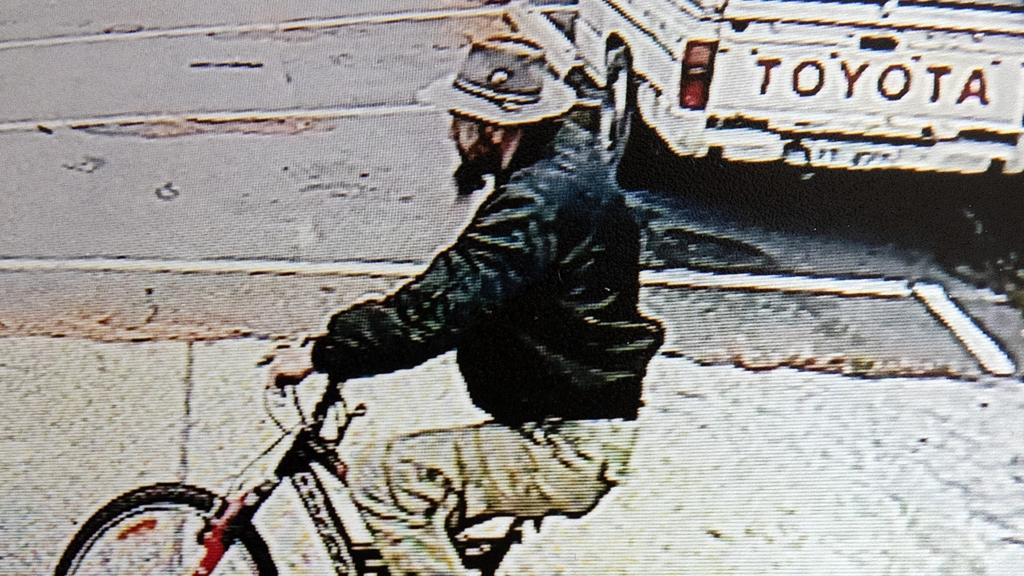 Last image of John Norrish from CCTV image at the St Helens RSL on November 26, 2018.