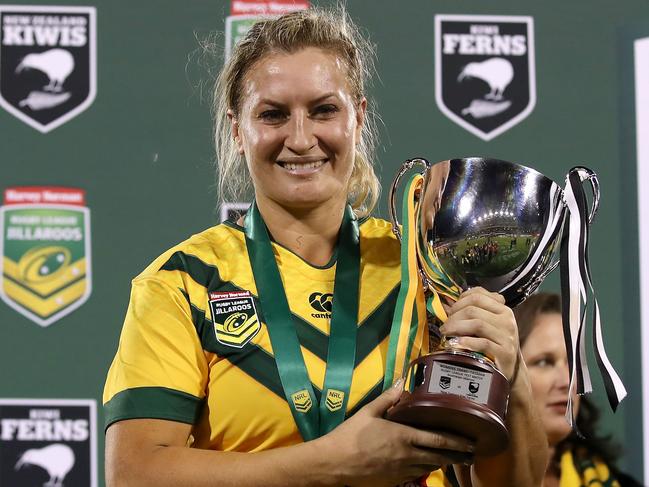 CANBERRA, AUSTRALIA - MAY 05:  Ruan Sims of the Jillaroos poses with the trophy after victory during the women's ANZAC Test match between the Australian Jillaroos and the New Zealand Kiwi Ferns at GIO Stadium on May 5, 2017 in Canberra, Australia.  (Photo by Mark Kolbe/Getty Images)