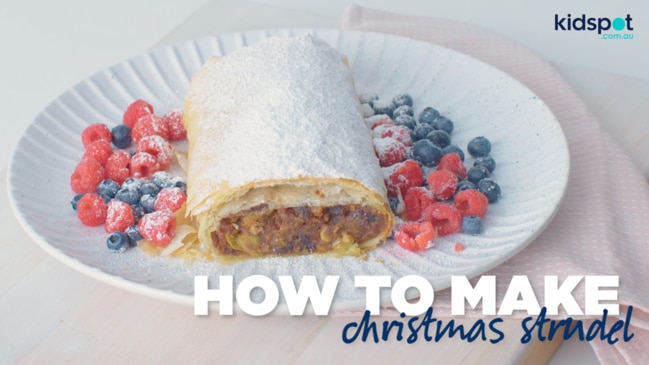 How to make Christmas strudel