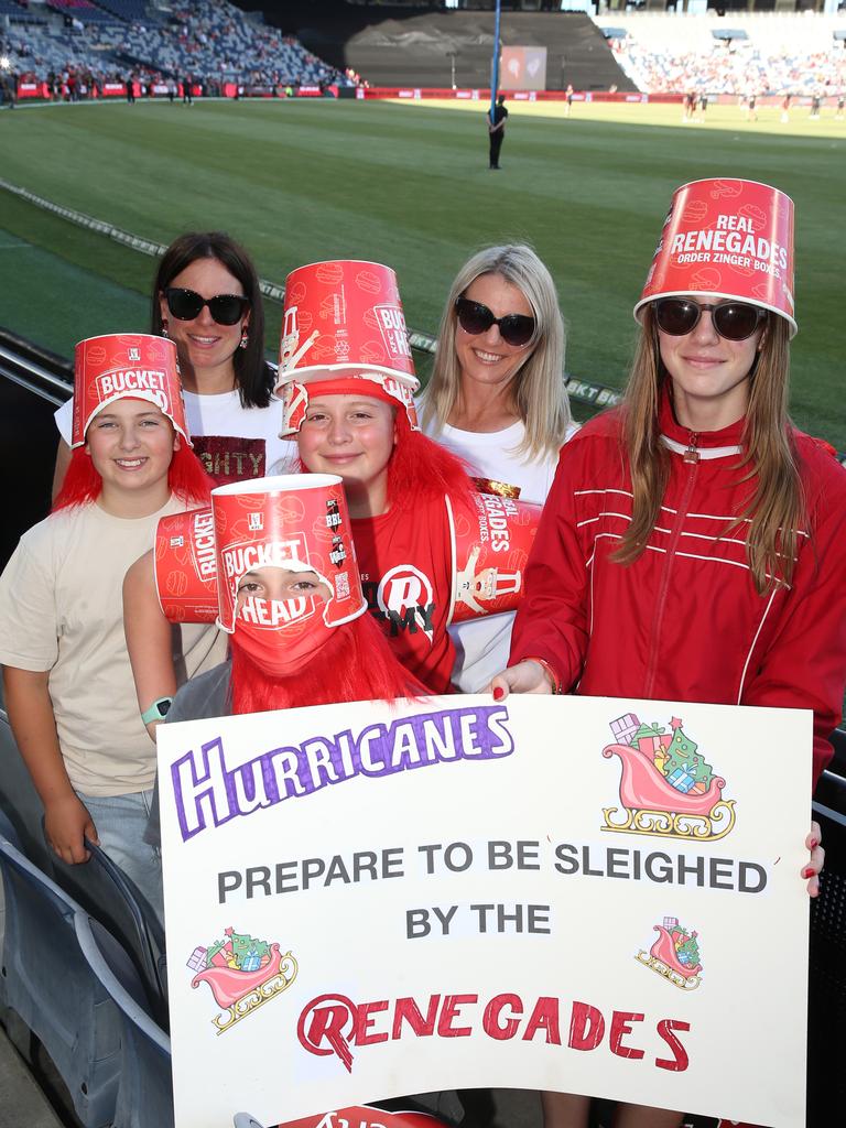 Danika Sharpe, Cassie Hammond, Eva Hammond, Sam Petrovski, Rory Hammond and Harry Pilgrim. Picture: Alan Barber