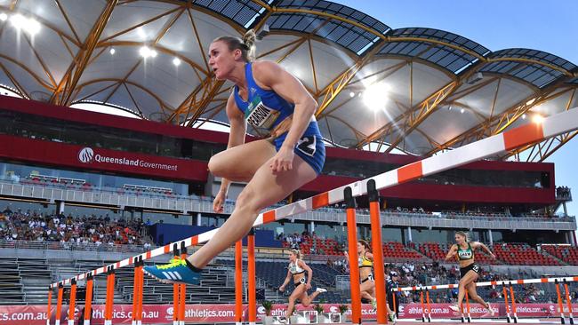 Sally Pearson an co had to put up with some brutal weather on Saturday.