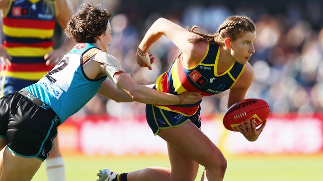 Ebony O'Dea breaks away at Norwood Oval. Picture: James Elsby/AFL Photos