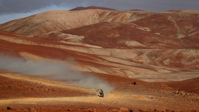 Toby Price competes in the Peruvian desert during stage seven of the 2019 Dakar Rally. Picture: Getty Images