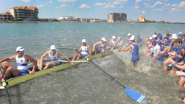 Head of the River ,Winner Schoolboy First VIII, St Peters College at West Lakes , 20th March 2021 . Picture: Michael Marschall