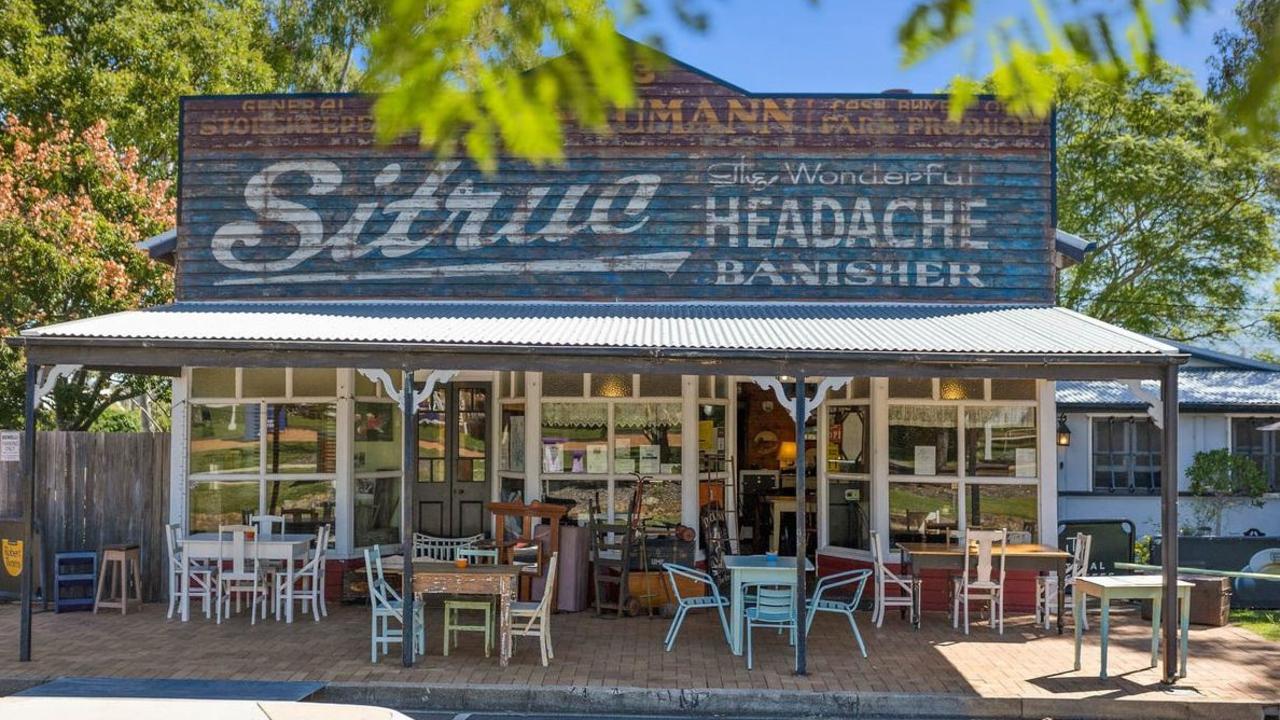 Goombungee Antiques and Cafe owner Daryl Moore selling up after 16