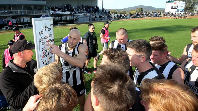 Wangaratta coach Ben Reid. Picture Yuri Kouzmin