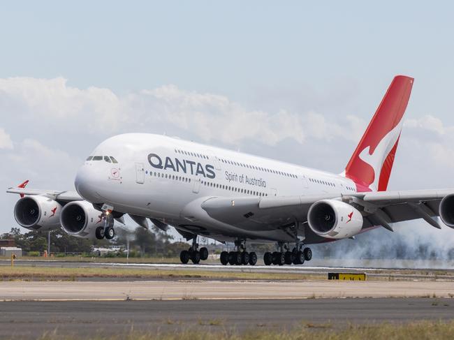 Qantas A380 "Hudson Fysh" landing in Sydney on November 9, 2021, after almost 600-days in storage overseas.