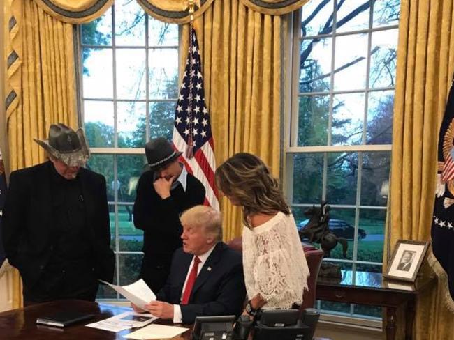 Sarah Palin visits Donald Trump in the White House and brought some friends along. Picture: Sarah Palin/Facebook