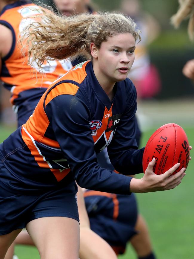 Georgie Prespakis in action for Calder Cannons.